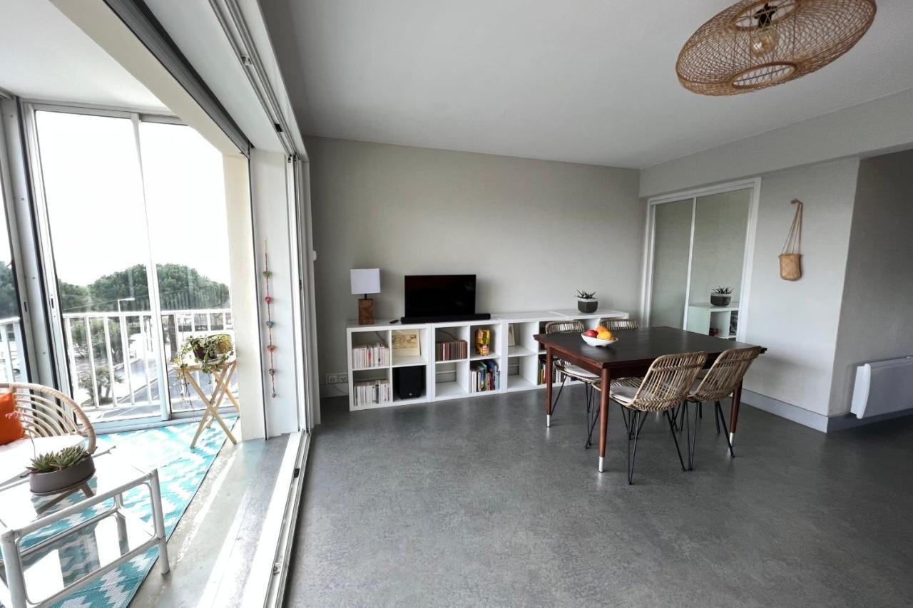 Le Neptune Appartement T2 Tout Confort Au Calme Et A Deux Pas De La Plage Le Grau-du-Roi Luaran gambar